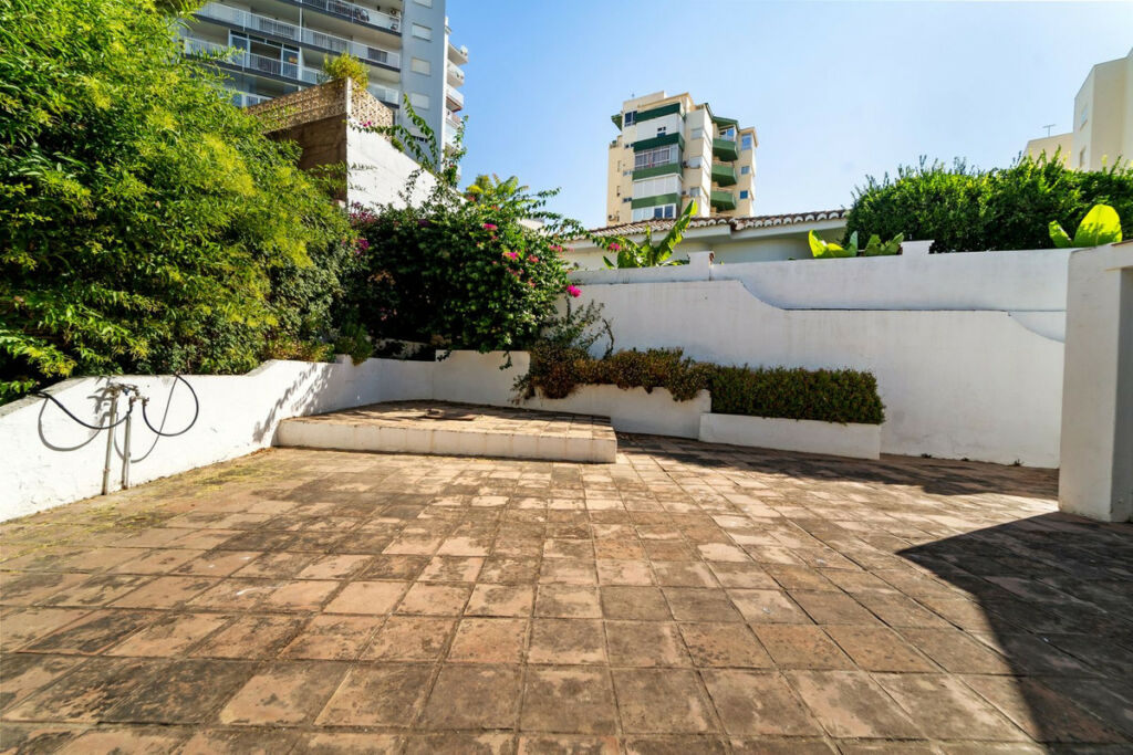 Detached Villa Fuengirola Málaga - image 49