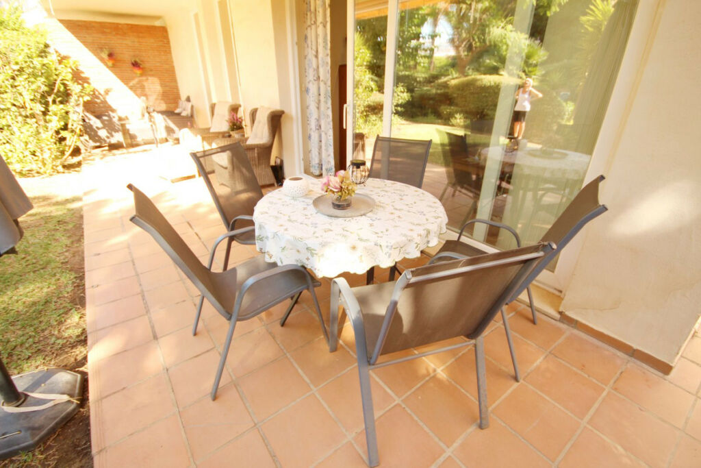 Ground Floor Apartment Riviera del Sol Málaga - image 5