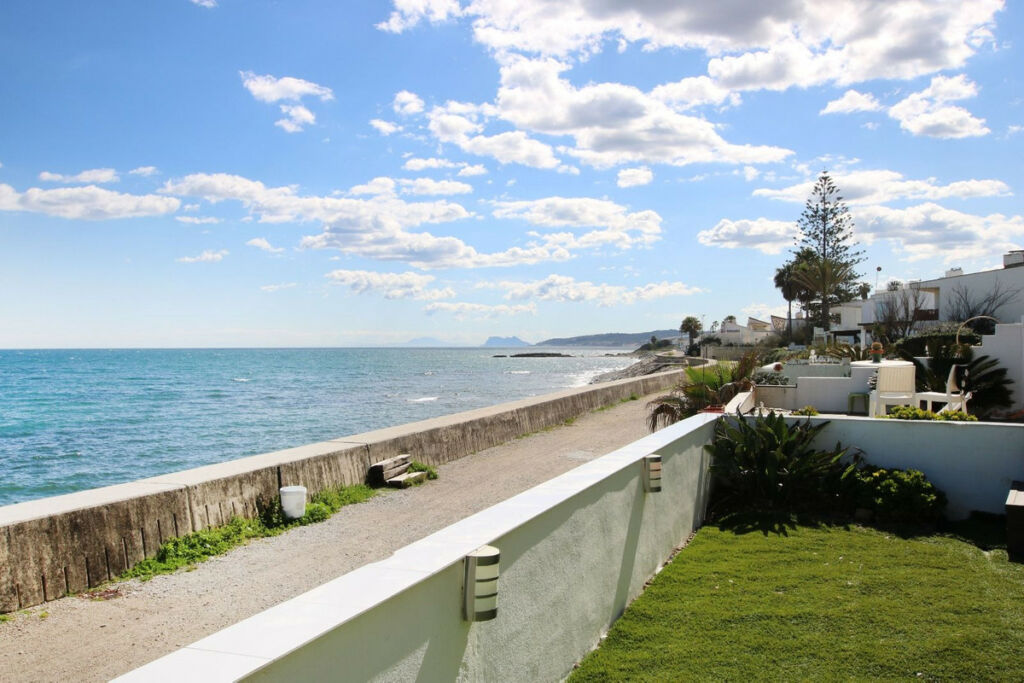 Duplex Estepona Málaga - image 5