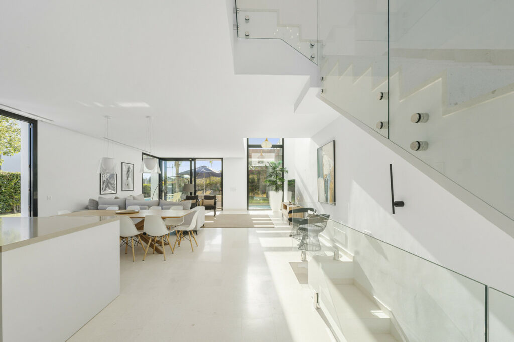 Semi-Detached House Cabopino Málaga - image 5