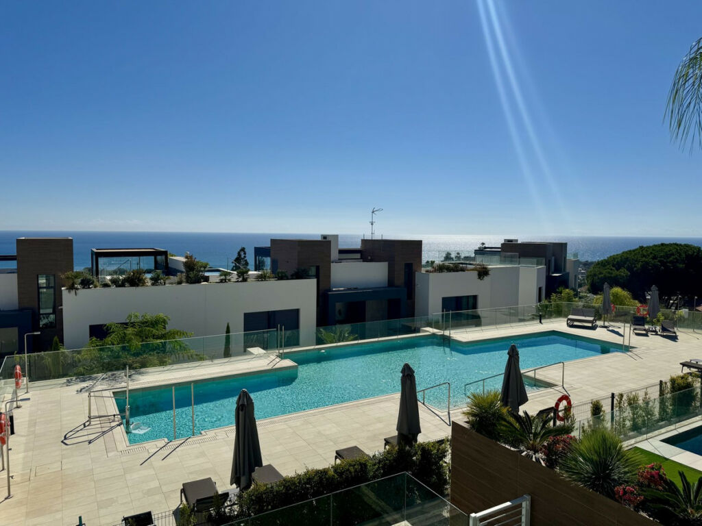 Penthouse Duplex Cabopino Málaga - image 5