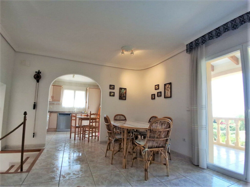 Detached Villa Calpe Alicante - image 5