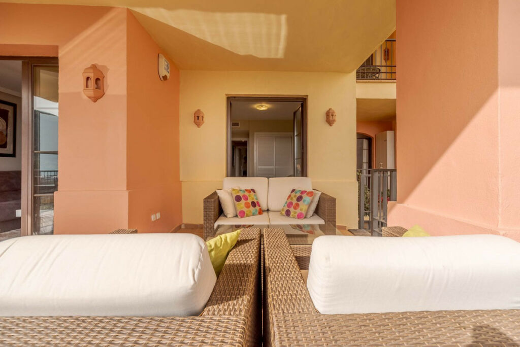 Ground Floor Apartment Los Arqueros Málaga - image 5
