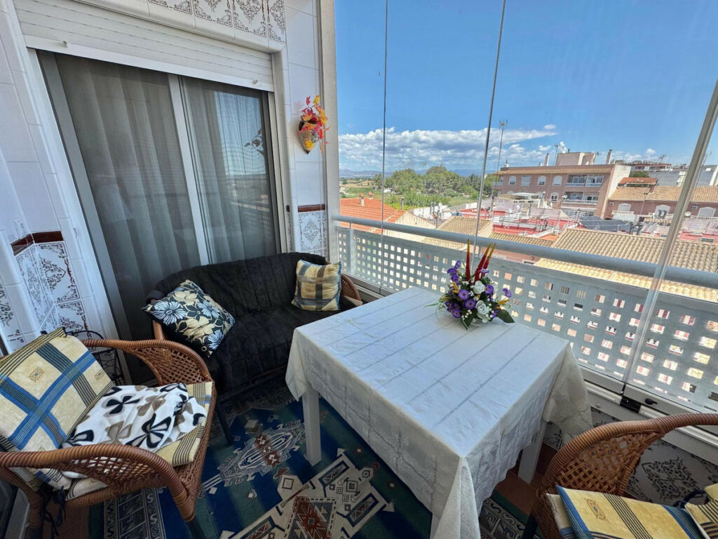 Middle Floor Apartment Almoradi Alicante - image 5