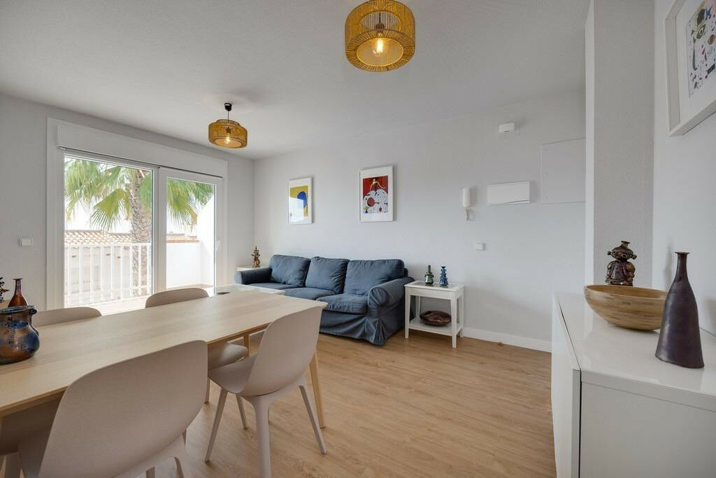 Middle Floor Apartment Campoamor Alicante - image 5