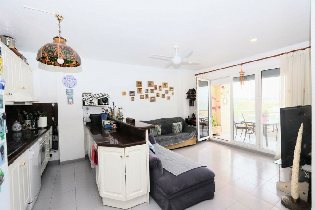 Middle Floor Apartment Playa Flamenca Alicante - image 5