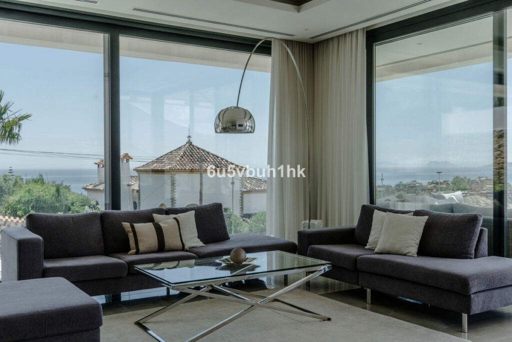 Townhouse Estepona Málaga - image 5