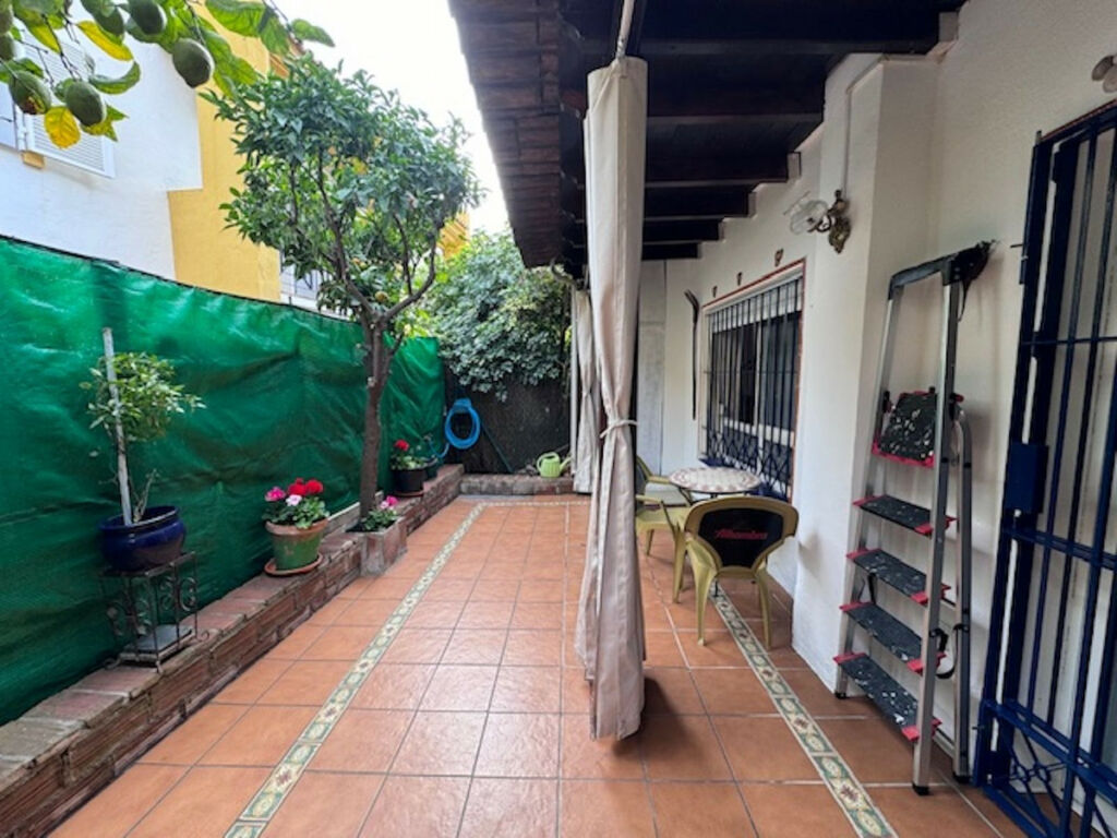 Townhouse San Pedro de Alcántara Málaga - image 5