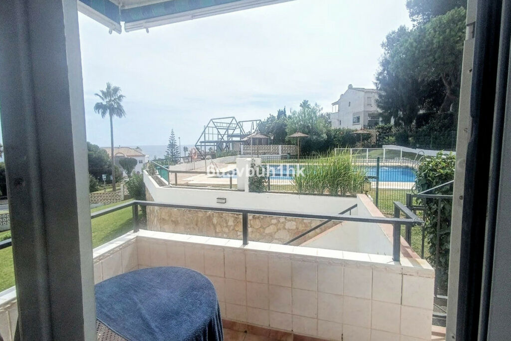 Ground Floor Apartment La Cala de Mijas Málaga - image 5