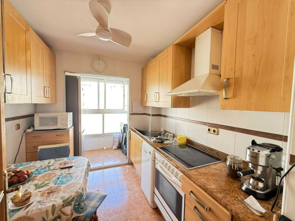 Middle Floor Apartment Playa Del Cura Alicante - image 5