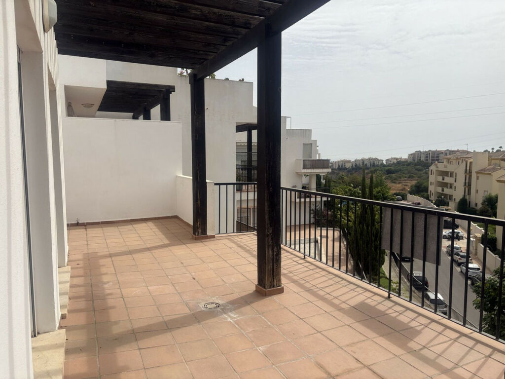 Middle Floor Apartment Riviera del Sol Málaga - image 5