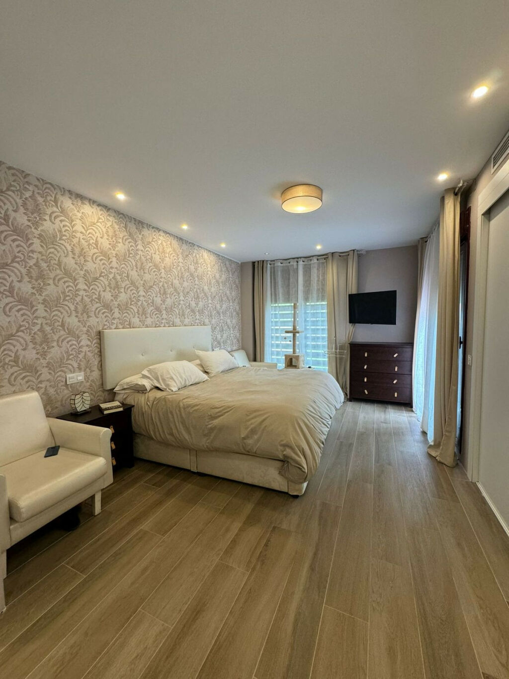 Detached Villa Selwo Málaga - image 5