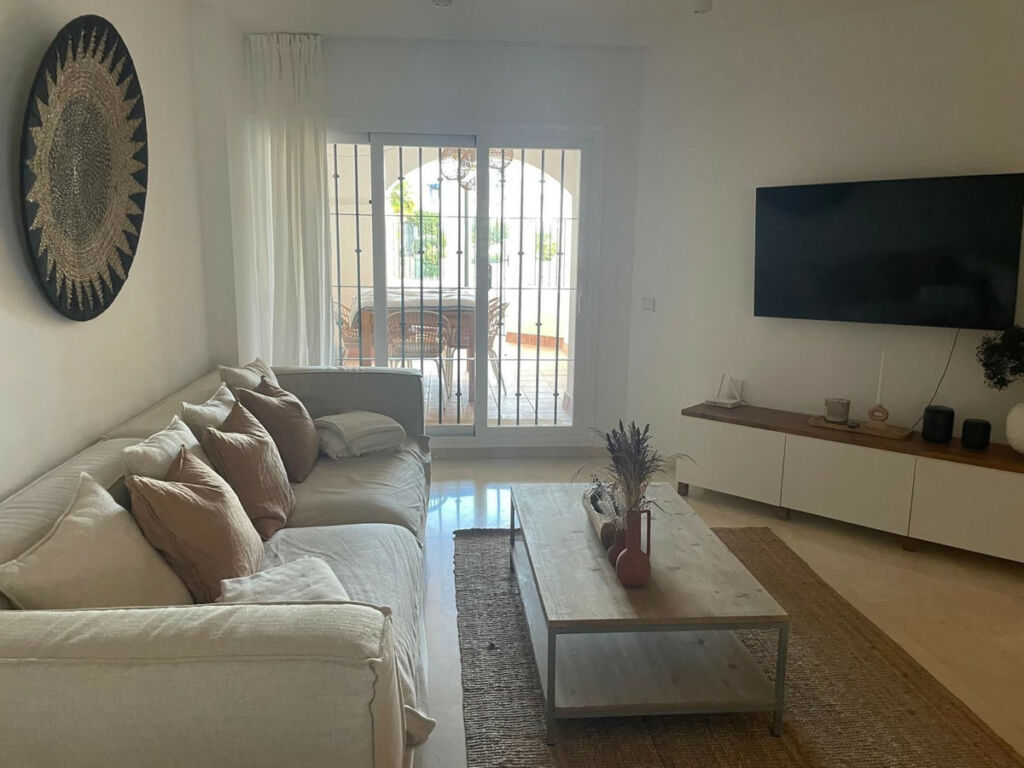 Ground Floor Apartment San Pedro de Alcántara Málaga - image 5