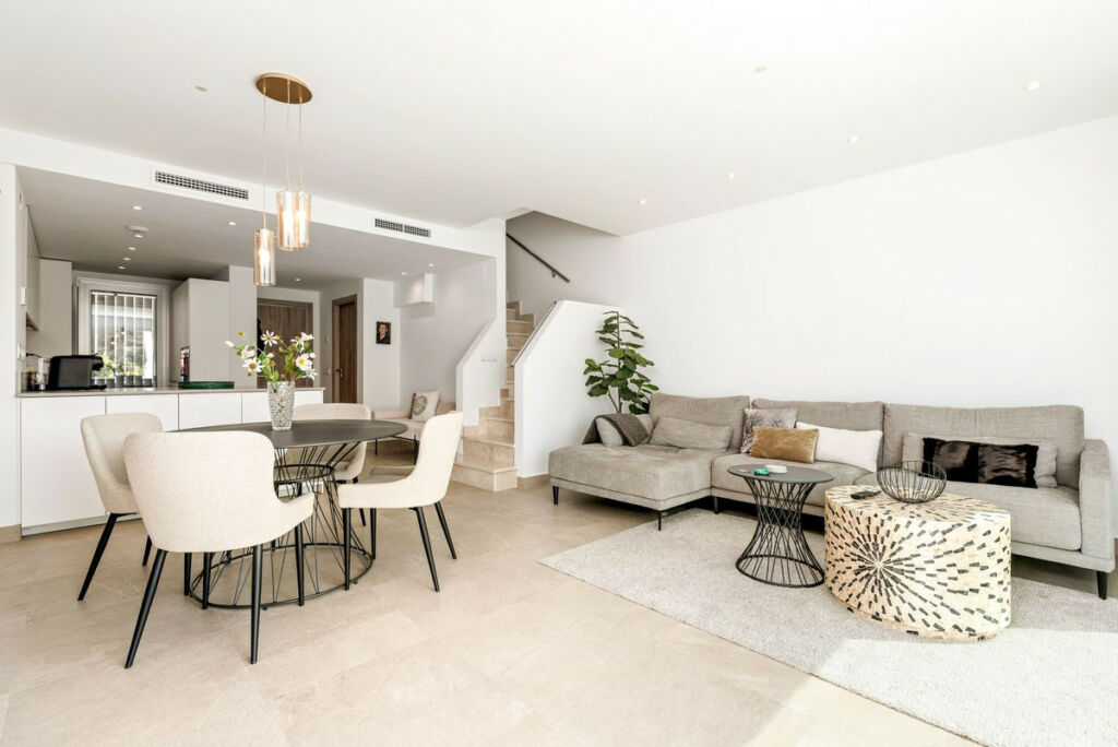 Townhouse Estepona Málaga - image 5