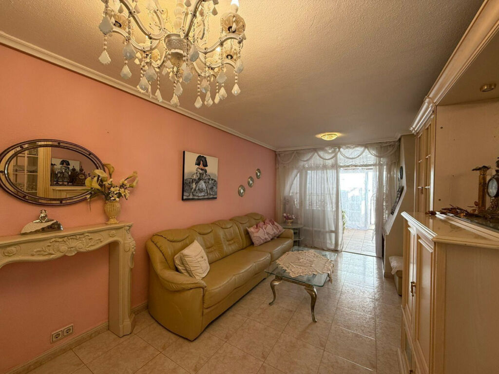 Townhouse Torrevieja Alicante - image 5