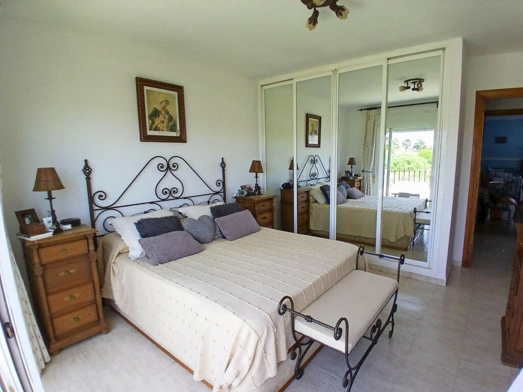 Duplex Estepona Málaga - image 5