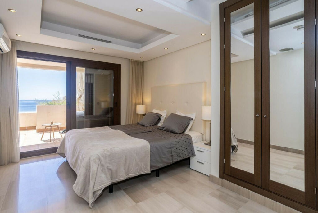 Penthouse Duplex New Golden Mile Málaga - image 5
