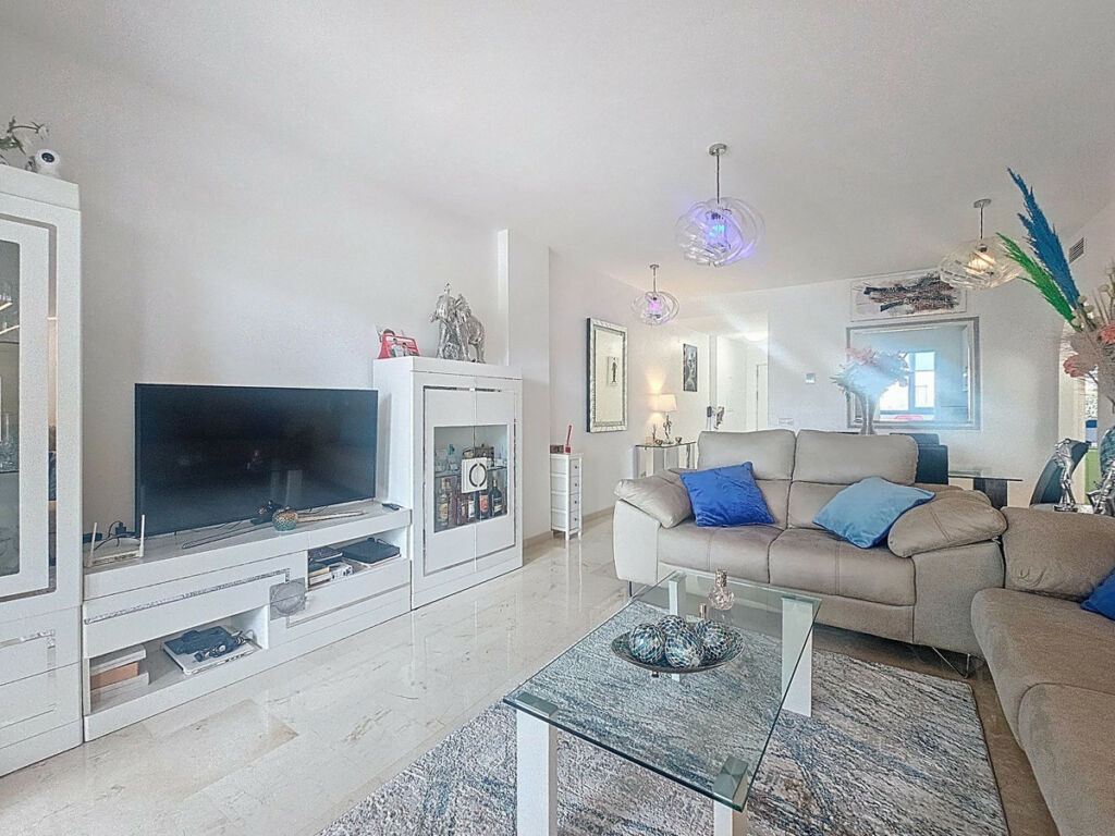 Ground Floor Apartment Manilva Málaga - image 5