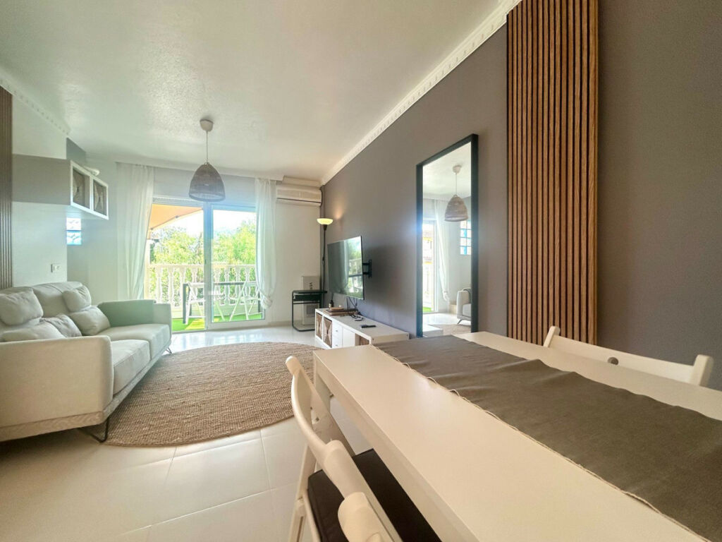 Townhouse Montemar Alicante - image 5