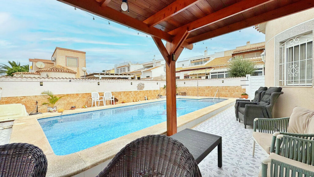 Detached Villa Orihuela Costa Alicante - image 5