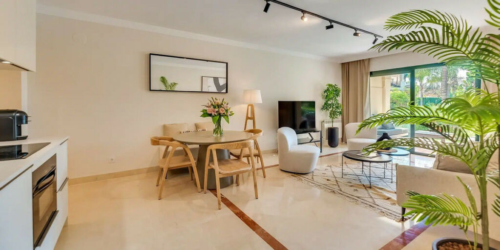 Ground Floor Apartment Marbella Málaga - image 5