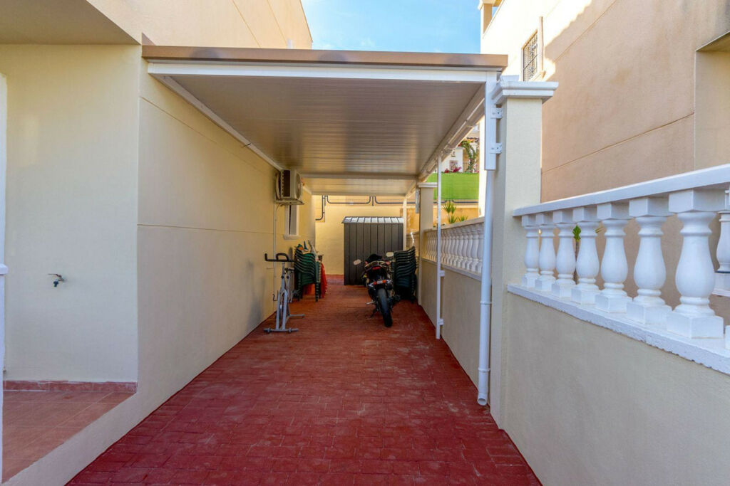 Detached Villa Orihuela Costa Alicante - image 5