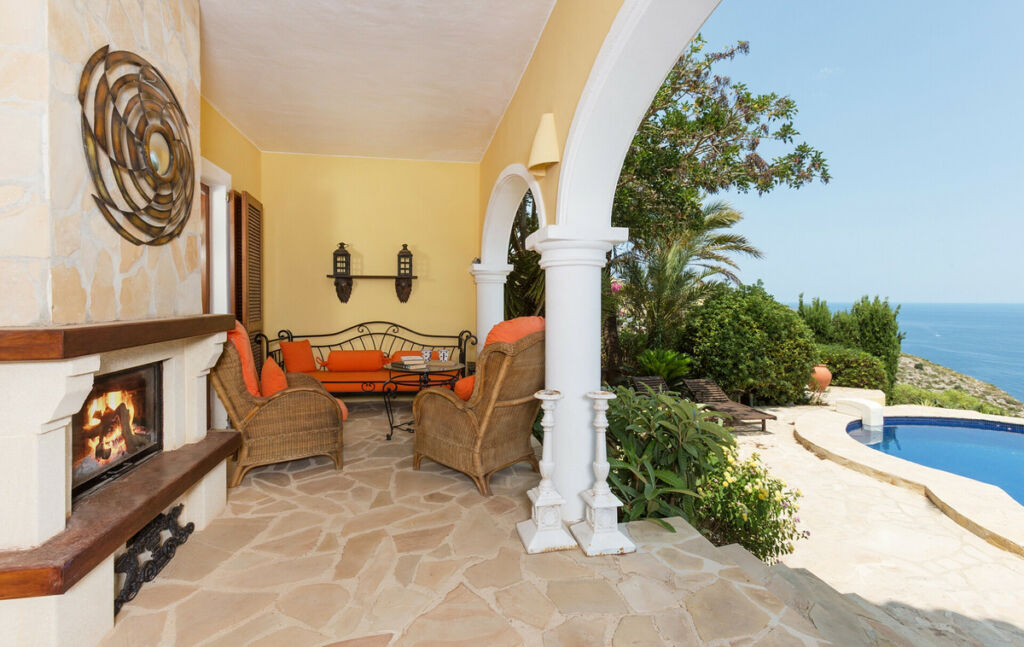 Detached Villa Cumbre del Sol Alicante - image 5