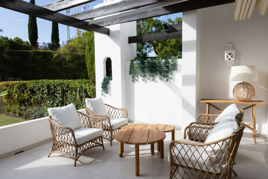 Townhouse Nueva Andalucía Málaga - image 5