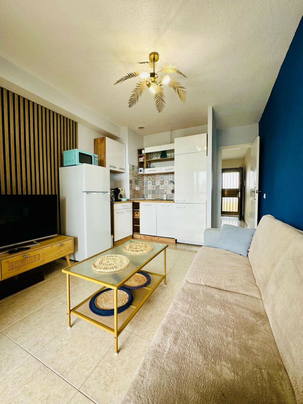 Middle Floor Apartment Torrevieja Alicante - image 5