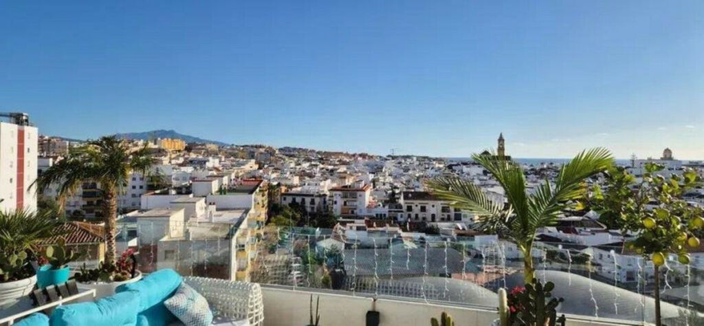 Penthouse Estepona Málaga - image 5