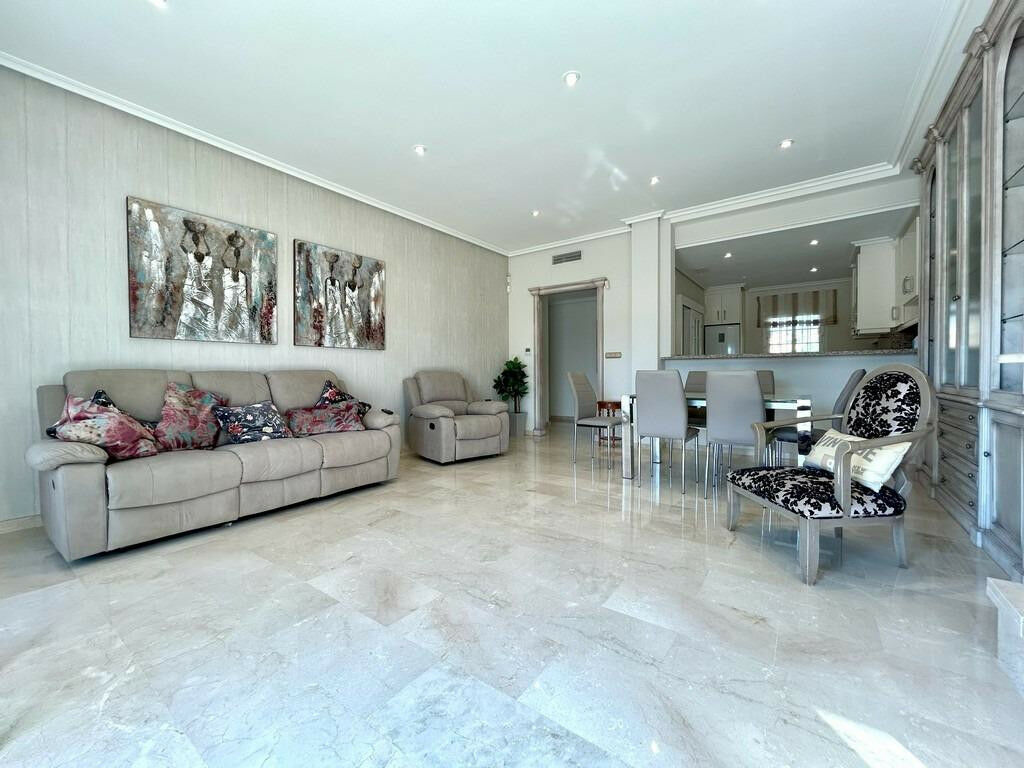 Penthouse Orihuela Costa Alicante - image 5