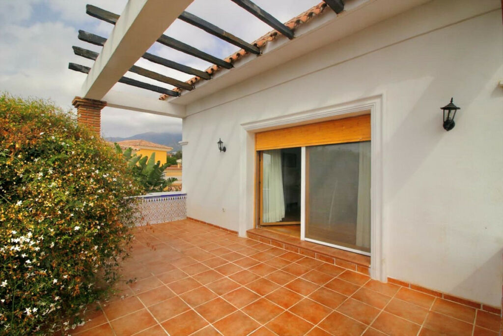 Detached Villa Benalmadena Málaga - image 5