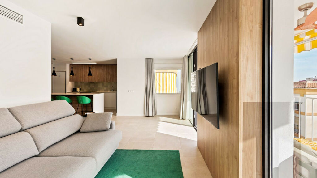 Middle Floor Apartment Torremolinos Málaga - image 5