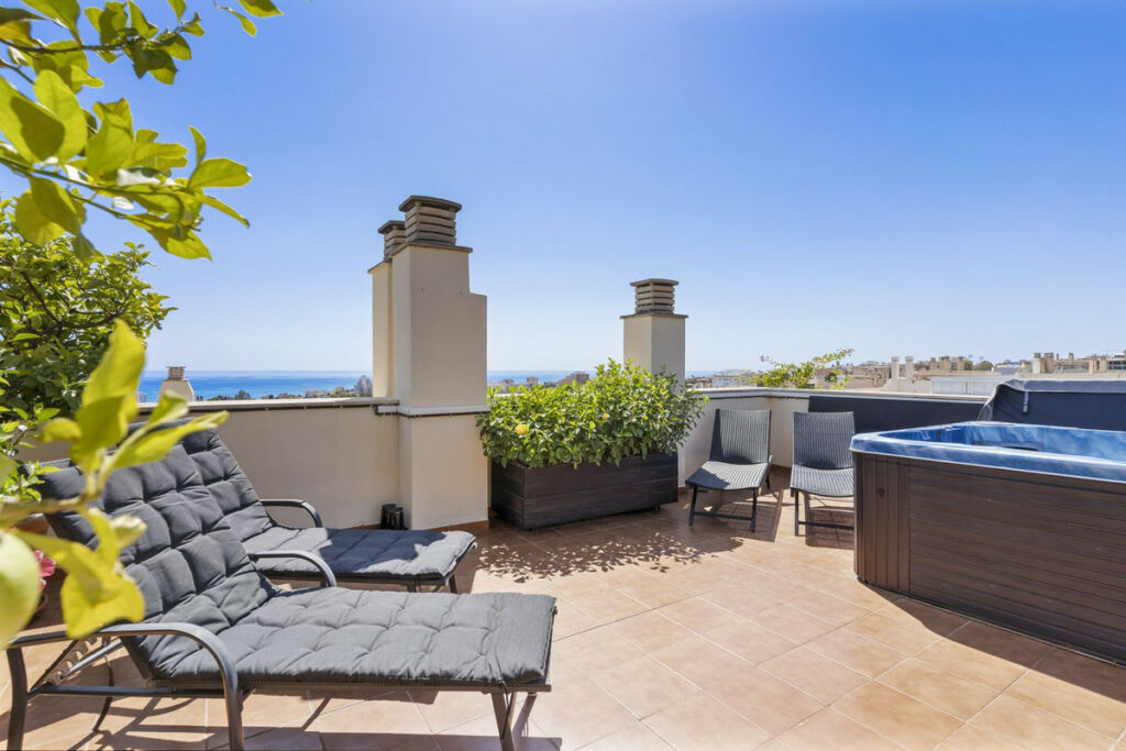 Penthouse Duplex Benalmadena Málaga - image 5