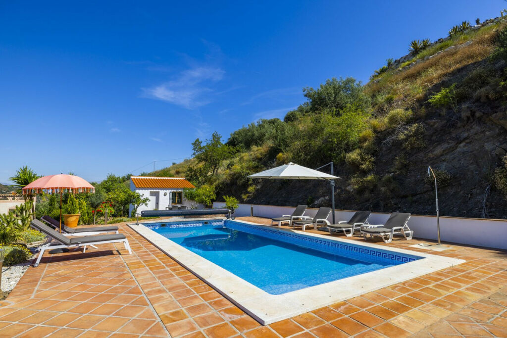 Detached Villa Arenas Málaga - image 5