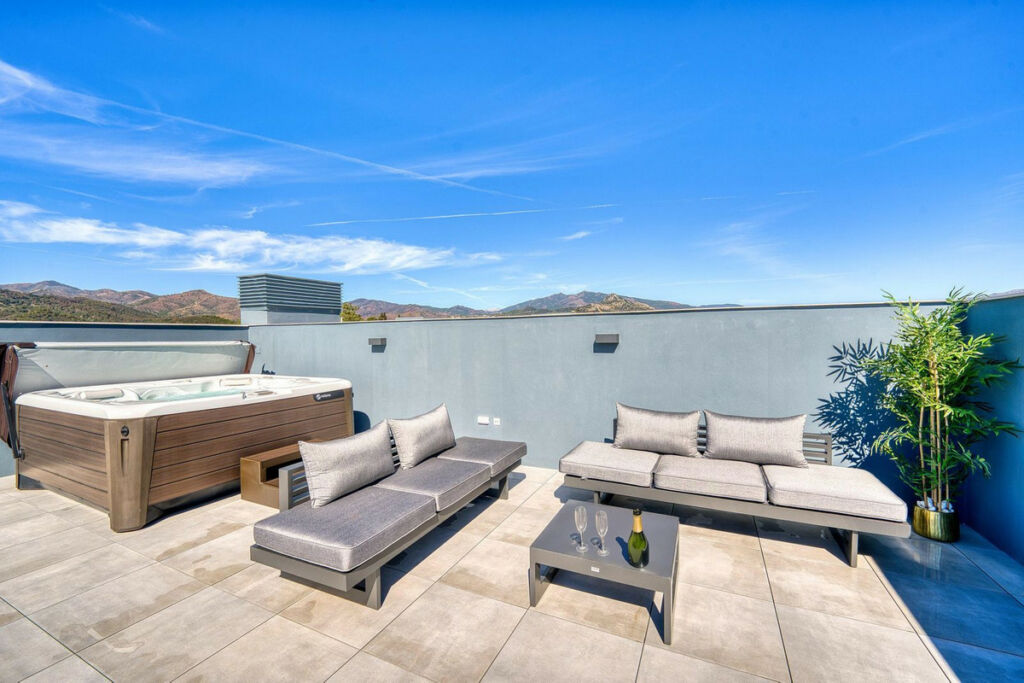 Penthouse Duplex Selwo Málaga - image 5