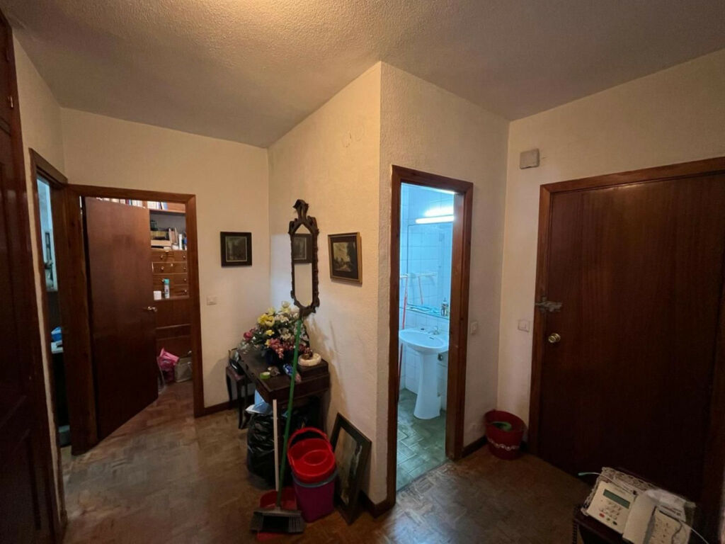 Middle Floor Apartment Marbella Málaga - image 5