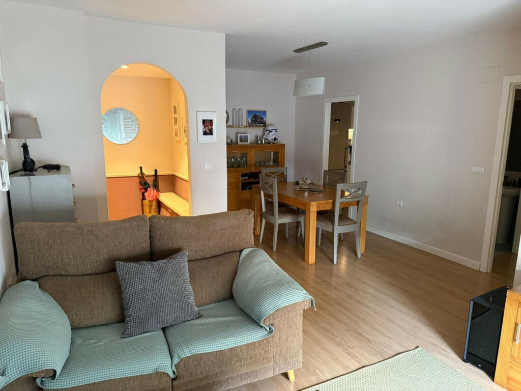 Middle Floor Apartment Marbella Málaga - image 5