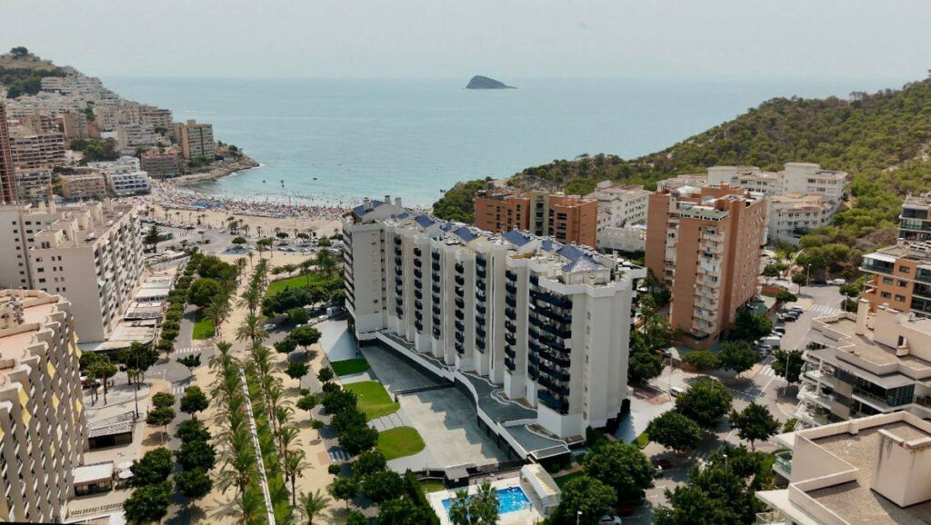 Middle Floor Apartment Villajoyosa Alicante - image 5