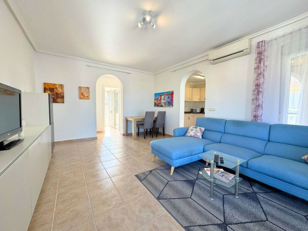 Detached Villa Ciudad Quesada Alicante - image 5