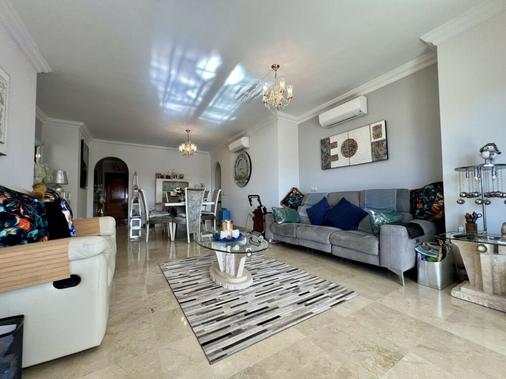 Ground Floor Apartment La Cala Hills Málaga - image 5