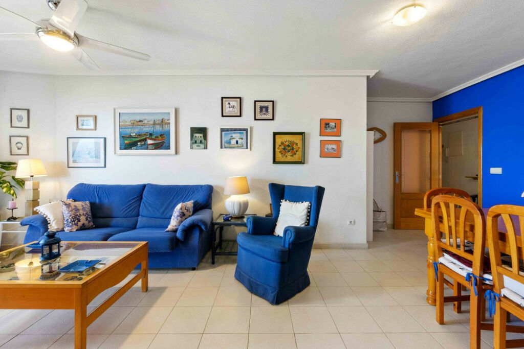 Middle Floor Apartment Campoamor Alicante - image 5