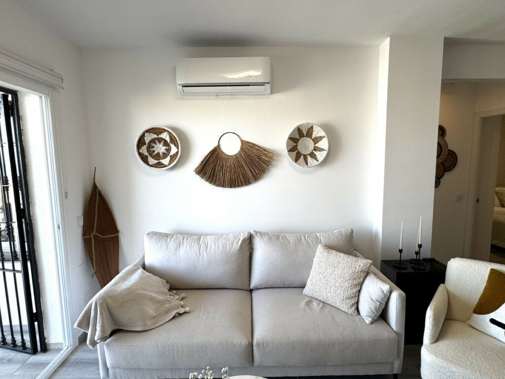 Middle Floor Apartment Riviera del Sol Málaga - image 5