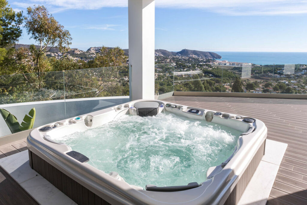 Detached Villa Moraira Alicante - image 5