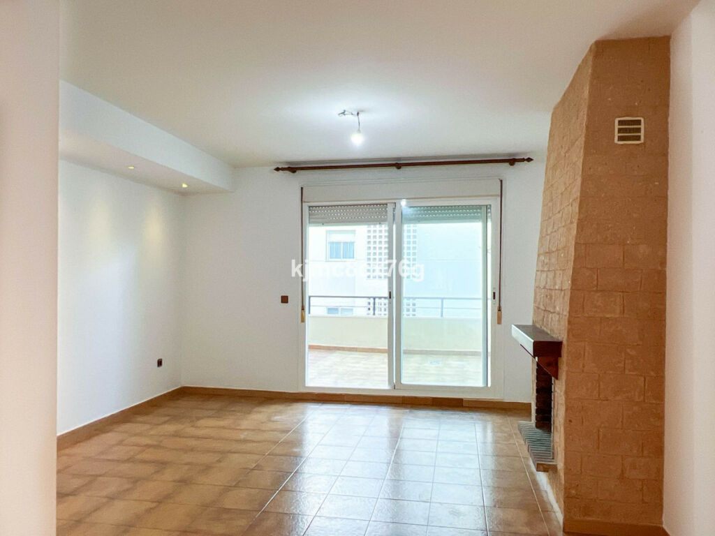 Ground Floor Apartment Calahonda Málaga - image 5