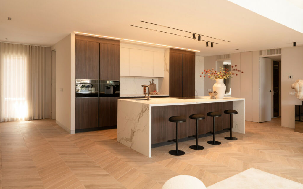 Penthouse Nueva Andalucía Málaga - image 5