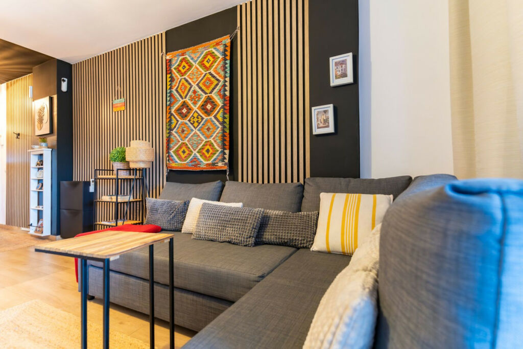 Middle Floor Apartment Benalmadena Málaga - image 5