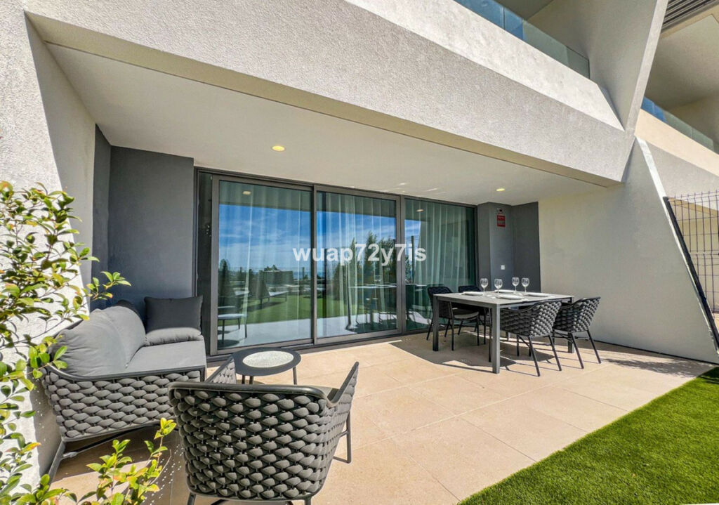 Townhouse La Cala de Mijas Málaga - image 5