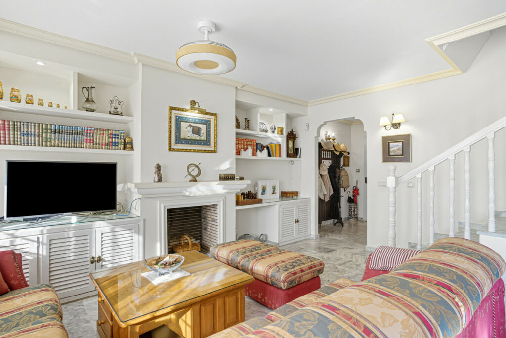 Townhouse The Golden Mile Málaga - image 6