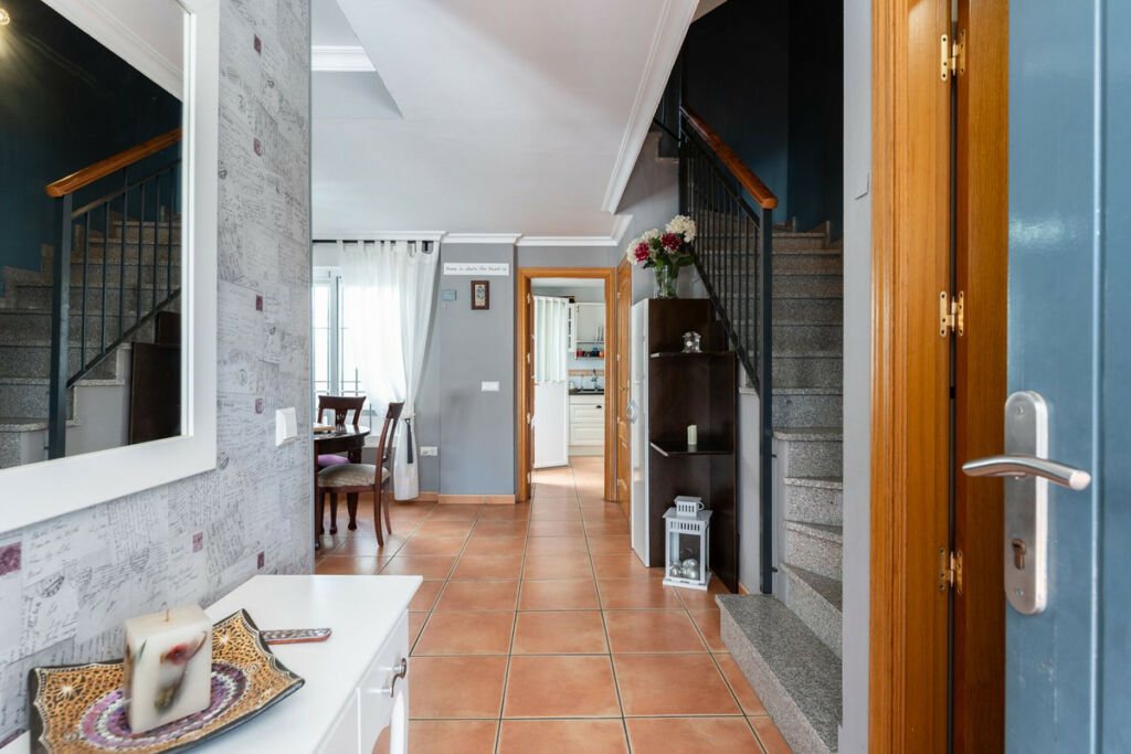 Townhouse Torreblanca Málaga - image 5